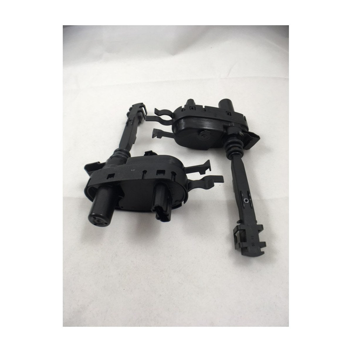 522085 genuine lid actuator kit, pack of 2, for Fisher & Paykel DishDrawer dishwashers, view 3 view 3
